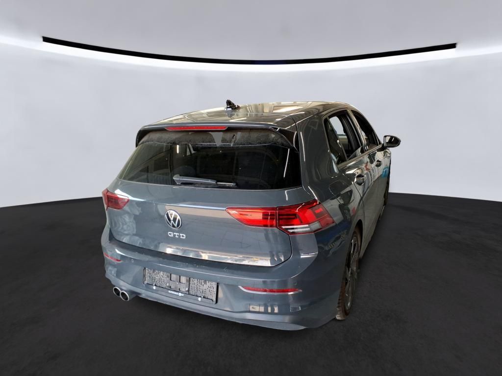Volkswagen Golf 2.0 TDI GTD*BLACK*PANORAMA*ACC*SHZ*PDC* imagem 3