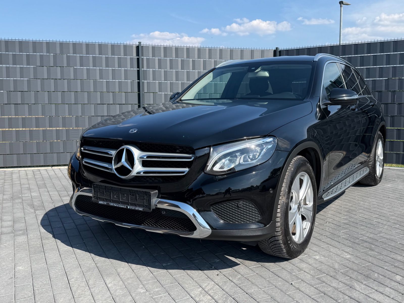 MERCEDES-BENZ GLC 220 d 4M LUXURY*9G*LEDER*NAVI*LED*AHK*