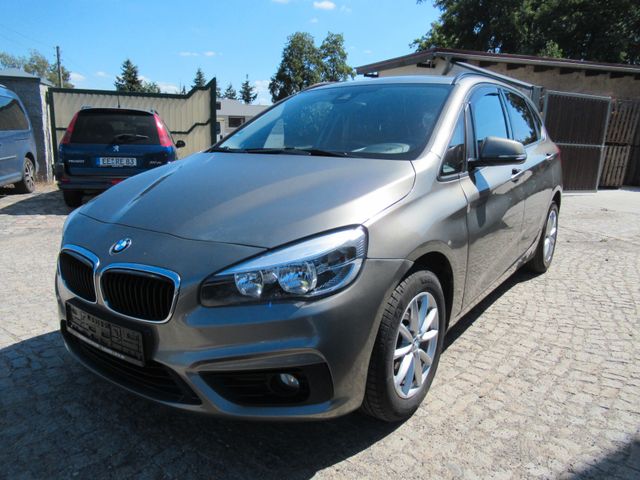 BMW 218 Baureihe 2 Active Tourer 218 d Advantage