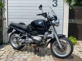 BMW R1100R