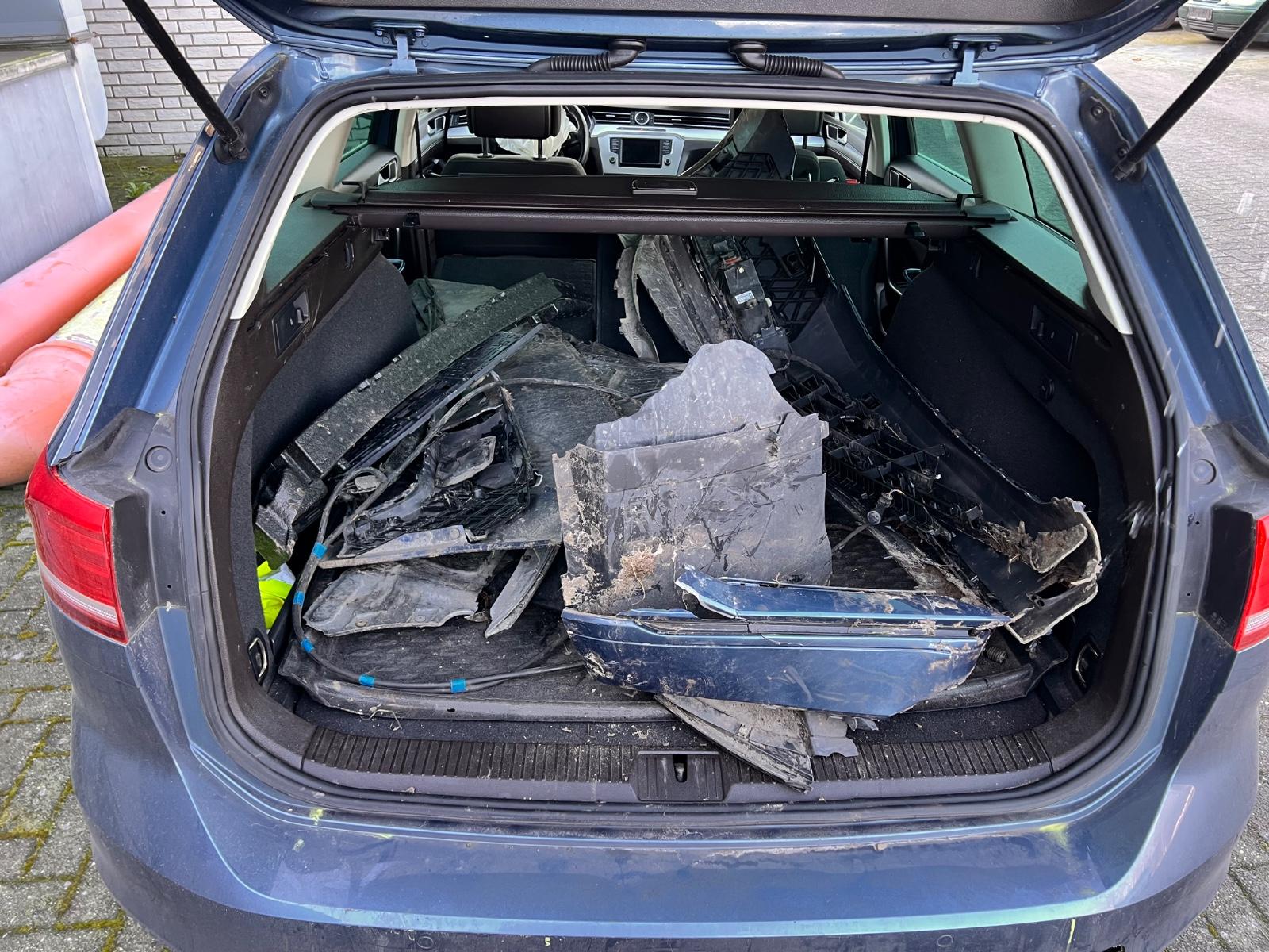 Volkswagen Passat 2014 — photo 16