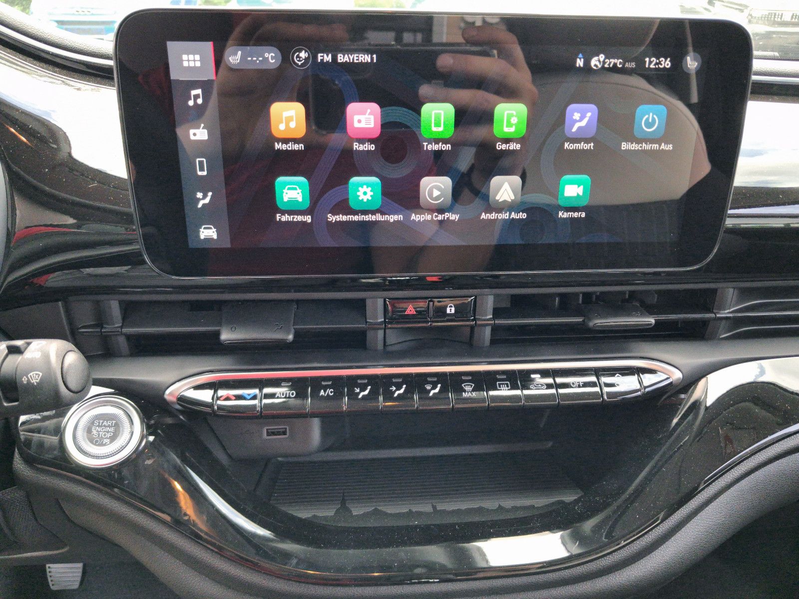Fahrzeugabbildung Fiat 500 1.0 Hybrid FireFly 48 kW Icon