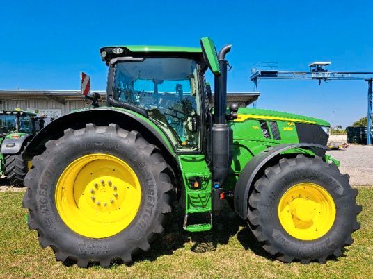 John Deere 6R195 / 6R195