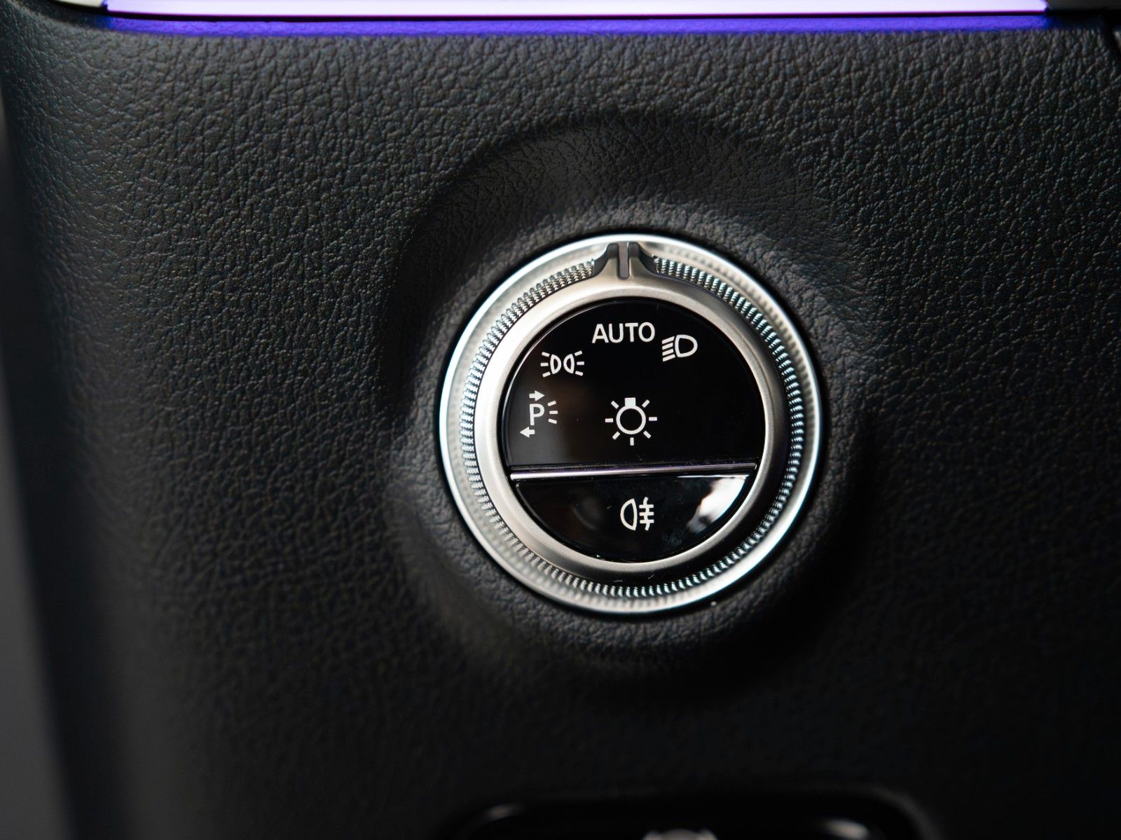 Fahrzeugabbildung Mercedes-Benz CLE 53 AMG *Massage*Standheiz.*BURM*AHK*