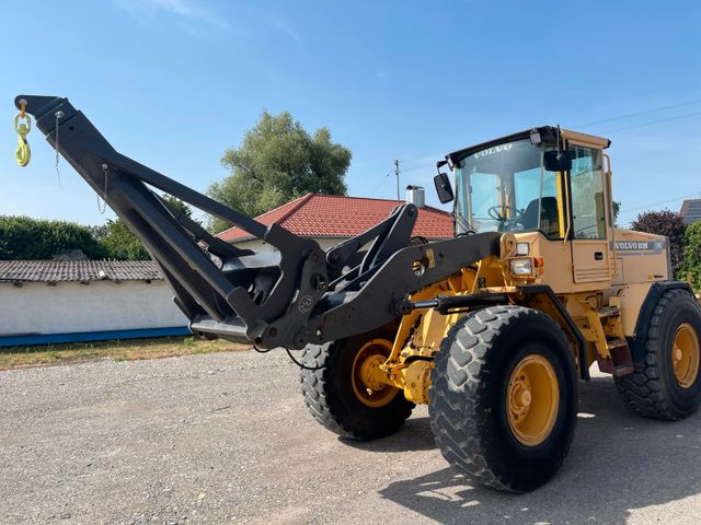 Volvo Kranarm "NEU" Liebherr,Cat, Komatsu