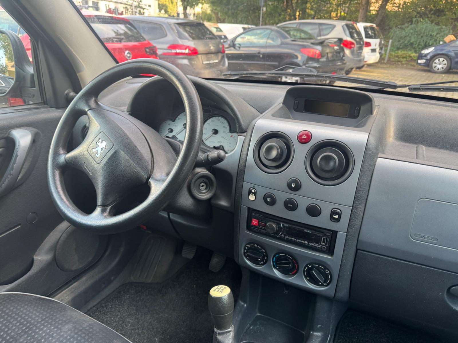 Peugeot Partner  1,6 Tendance Kombi TÜVbis 2028 TIPTOP