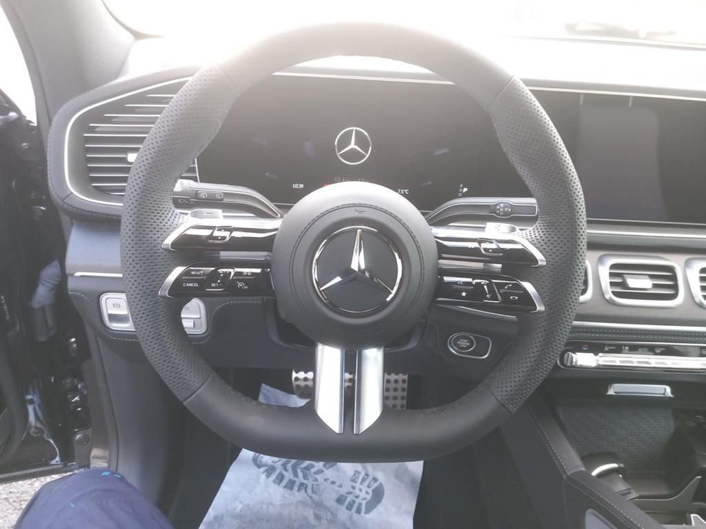 Fahrzeugabbildung Mercedes-Benz GLE 350 de 4M *Navi*SD*HUD*AHK*PDC*SpurW*360*LED