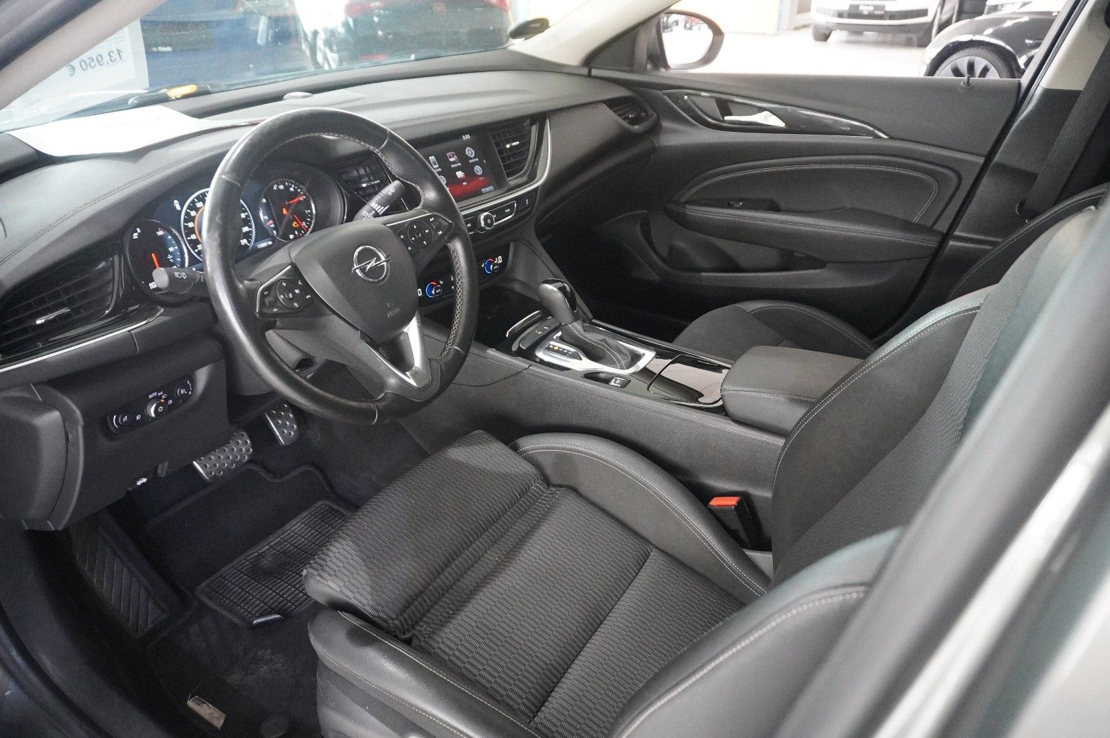 Fahrzeugabbildung Opel Insignia B GS 1.5T DYNAM. NAVI/LED/KAMERA/VIRTU.