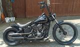 Harley-Davidson Night Train total Umbau 23er Vorderrad usw