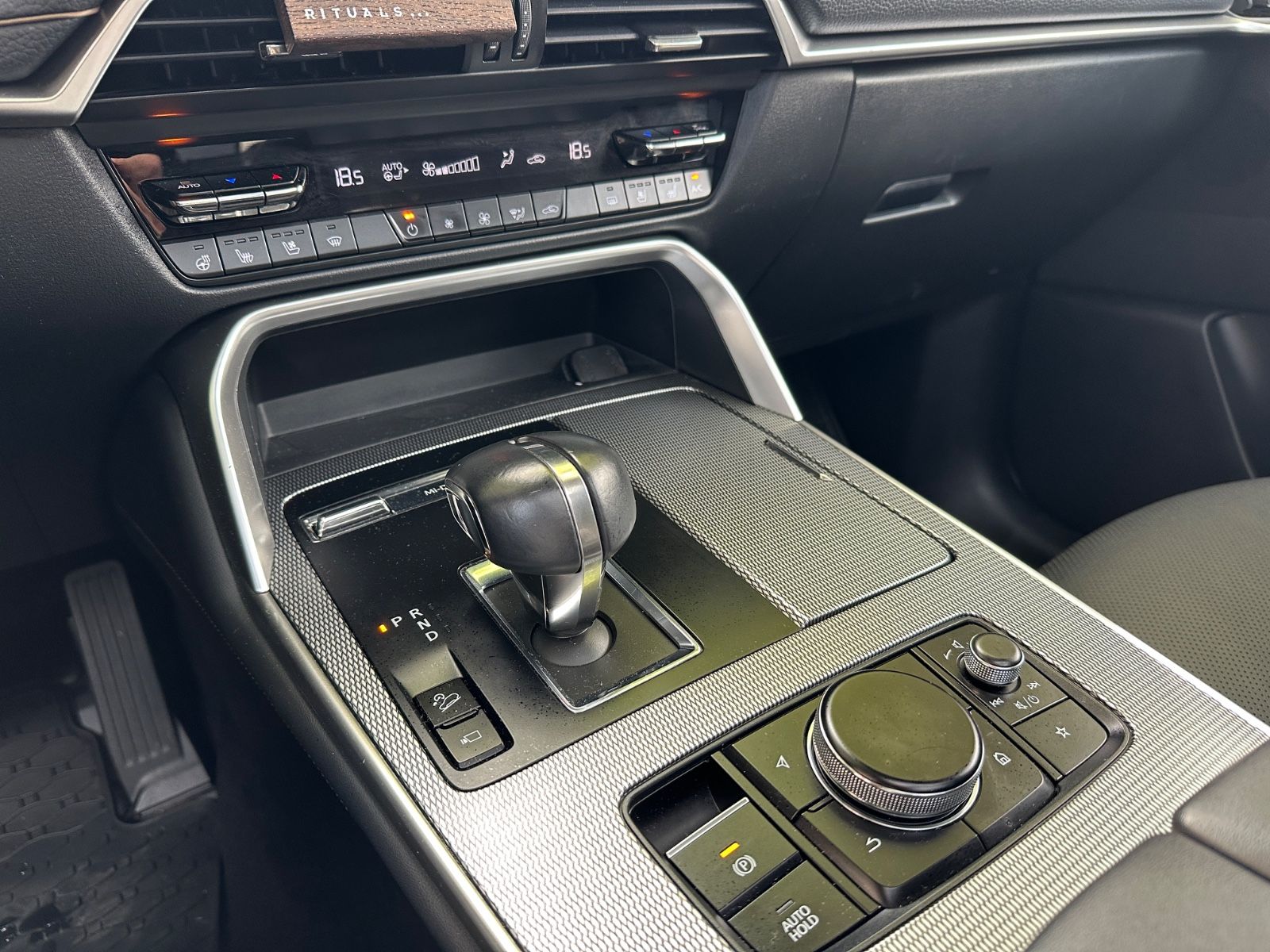 Fahrzeugabbildung Mazda CX-60 Homura AWD