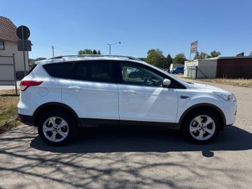 Ford Kuga - 10