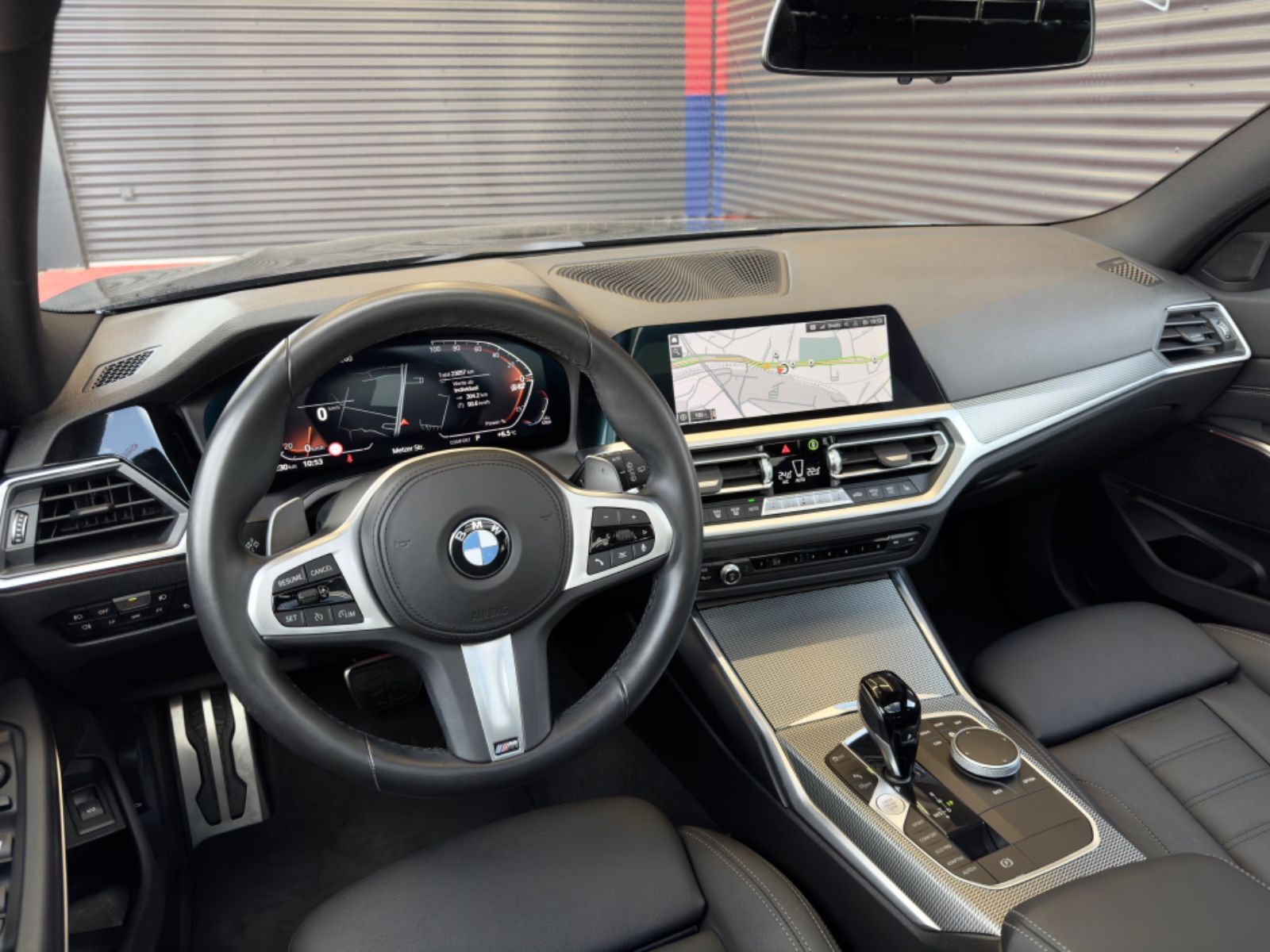 Fahrzeugabbildung BMW 320i Touring M Sport Laser Panorama Memory Leder