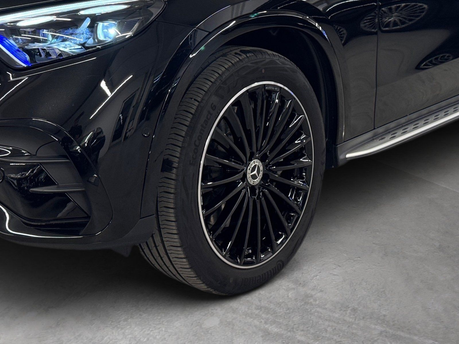Fahrzeugabbildung Mercedes-Benz GLC 300 d 4M AMG Premium*Pano*AHK*Burmest*Night*