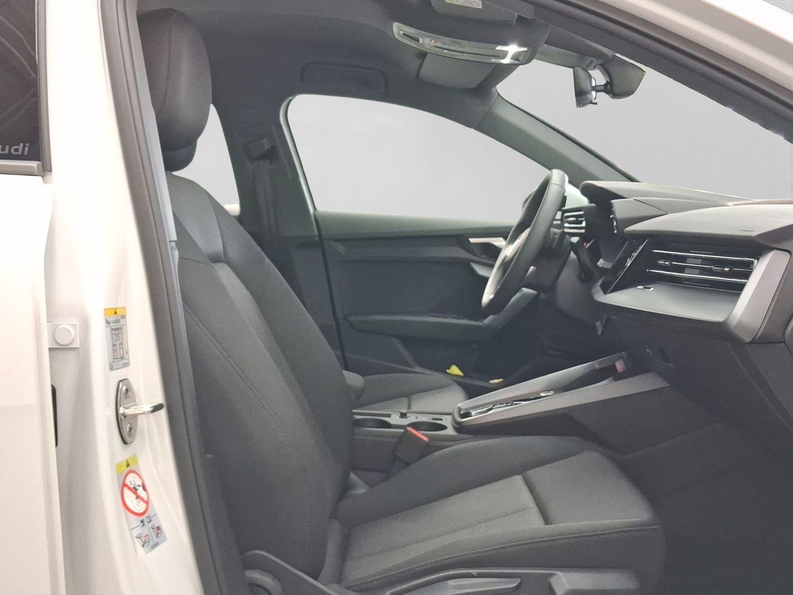 Audi A3 Sportback 30 TFSI KAMERA HuD NAVI+ SONOS SITZ, миниатюра 4