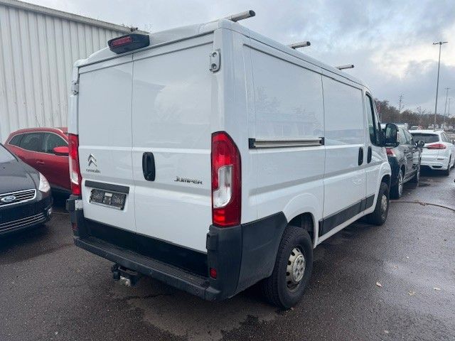 Fahrzeugabbildung Citroën Jumper 30 L1H1 Blue-HDi NAVI KLIMA LANE Dachträg