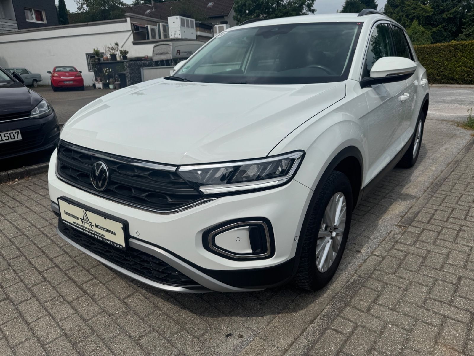 VW T-Roc Life Navi PDC 360° App-Connect Klimaauto