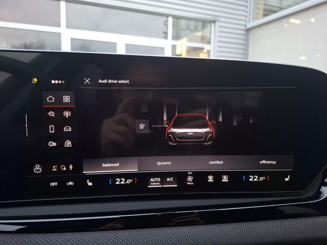 A5 AVANT TFSI S-TRONIC AZV+CAM+LED