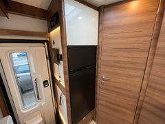 Rapido 606F*Automatik*180PS*SAFETY Pak.*TOP Grundriss*