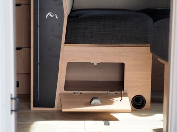 Bild 16 Mooveo TEI 70 EB 140 L-Sitzgruppe Pioneer 9"