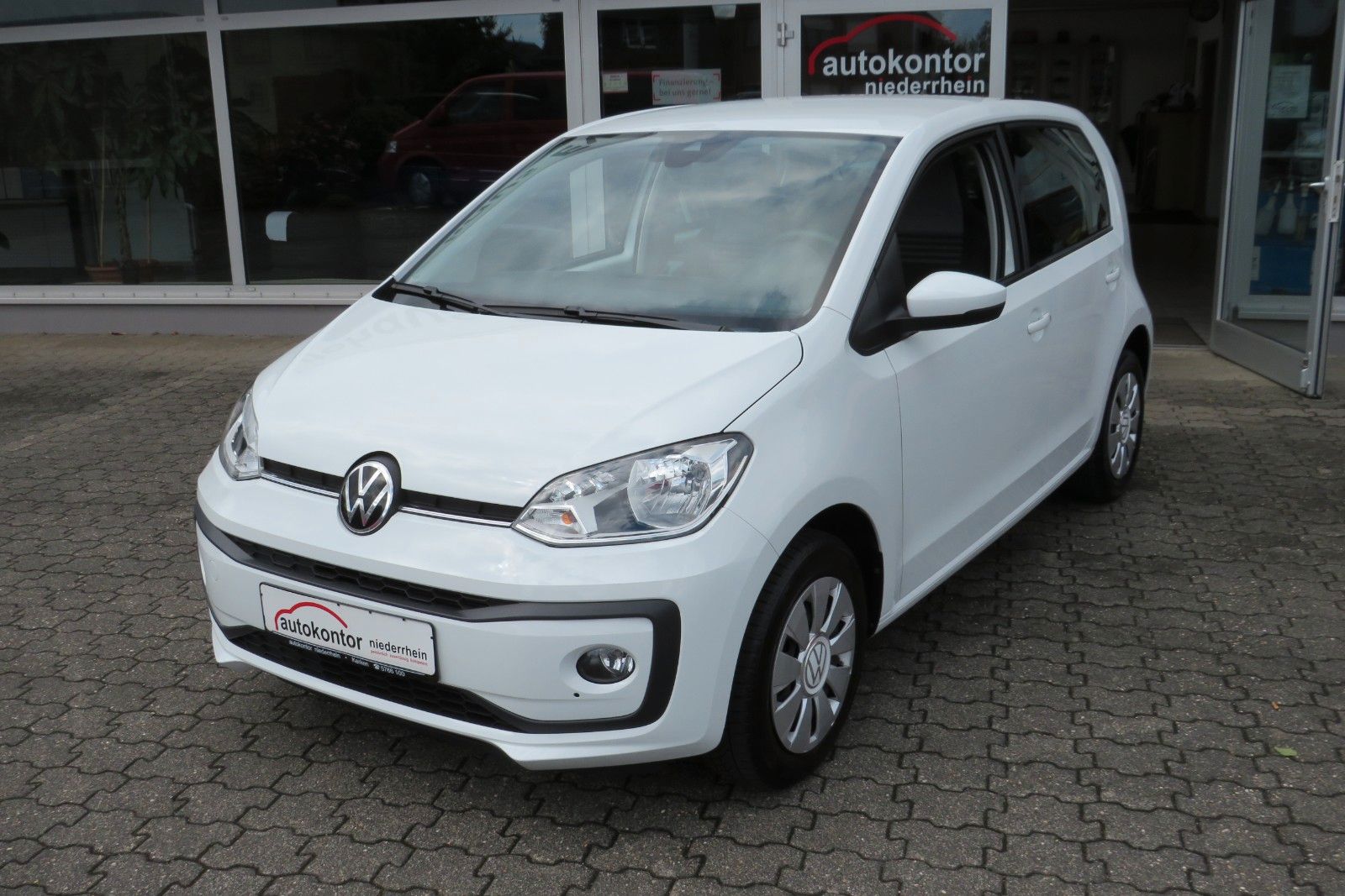 Fahrzeugabbildung Volkswagen up! 4T SITZH. GJ KLIMA TELVOR MAPS&MORE 1.HD