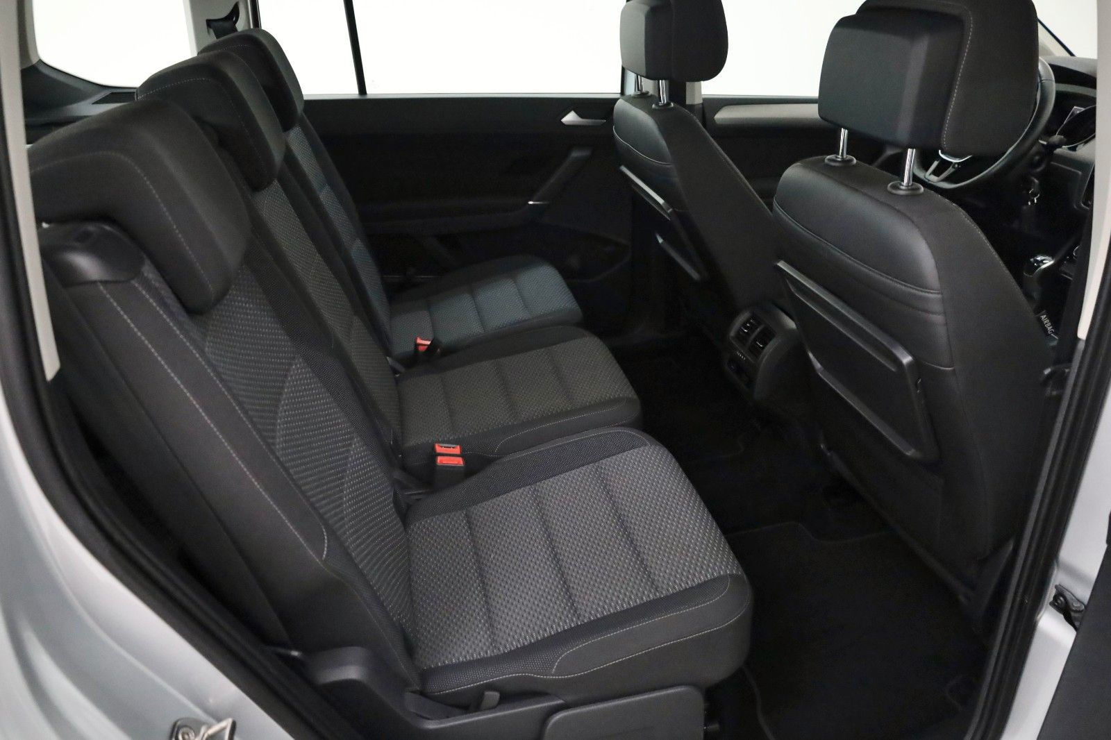 Fahrzeugabbildung Volkswagen Touran Comfortline 7 Sitzer,Navi,SH,PDC,ACC,AHK