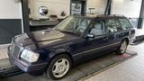 Mercedes-Benz E 250 TD DIESEL Kombi - Oldtimer mit Diesel-Antrieb: Kombi