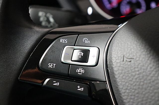 Touran United 1.5 l 150 PS TSI NAVI 7-SITZER SHZ