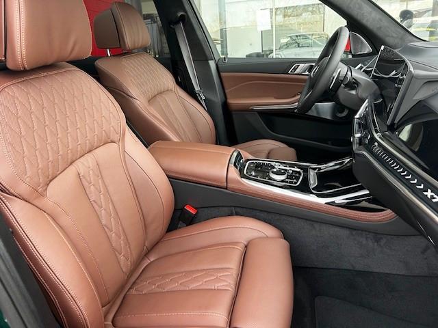 BMW X7 40d / BRITISH RACING GREEN, BROWN, B&W, FULL! – 13