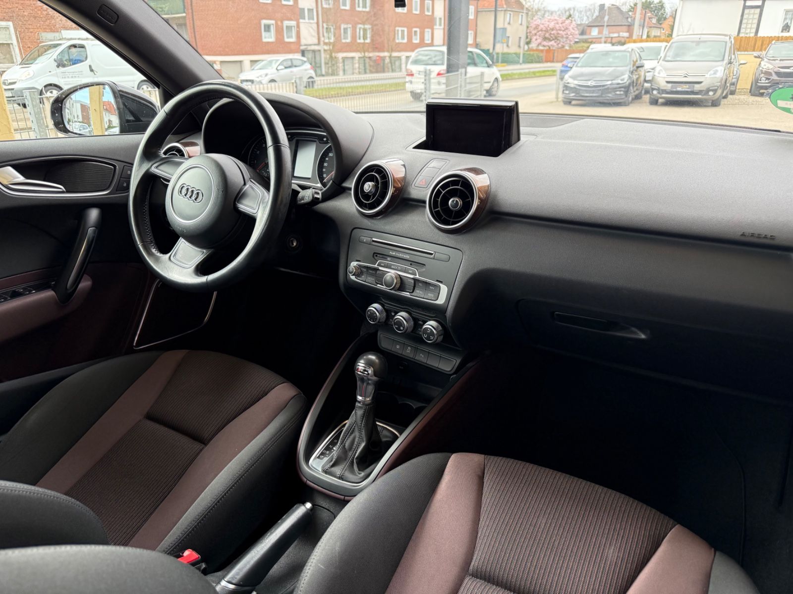 A1 Sportback design Automatik|Navi|Pdc|Top|