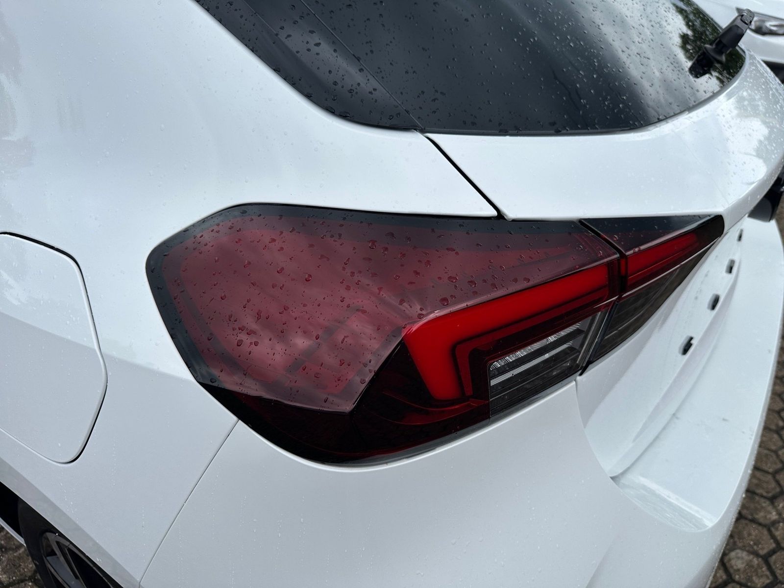 Fahrzeugabbildung Opel Corsa F 1.2 Turbo GS KlimaA,LED,Navi,SHZ,Kam.,LM
