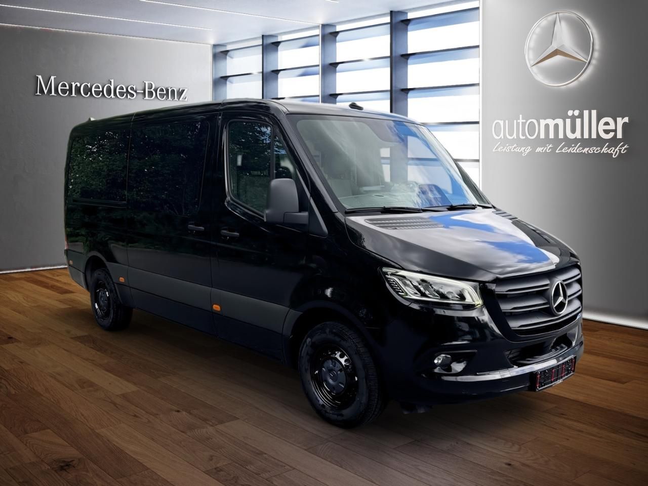 Fahrzeugabbildung Mercedes-Benz Sprinter 319 CDI Tourer 9-Sitzer*LED*Standheizun