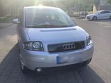 Audi A2, Rentnerfahrzeug - Audi A2: mit Anhängerkupplung