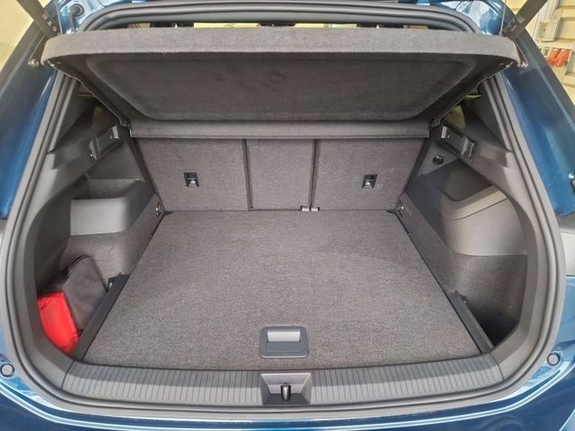Tiguan 2.0 TDI DSG 4M IQ.LIGHT+NAVI+PANO+HUD+ACC