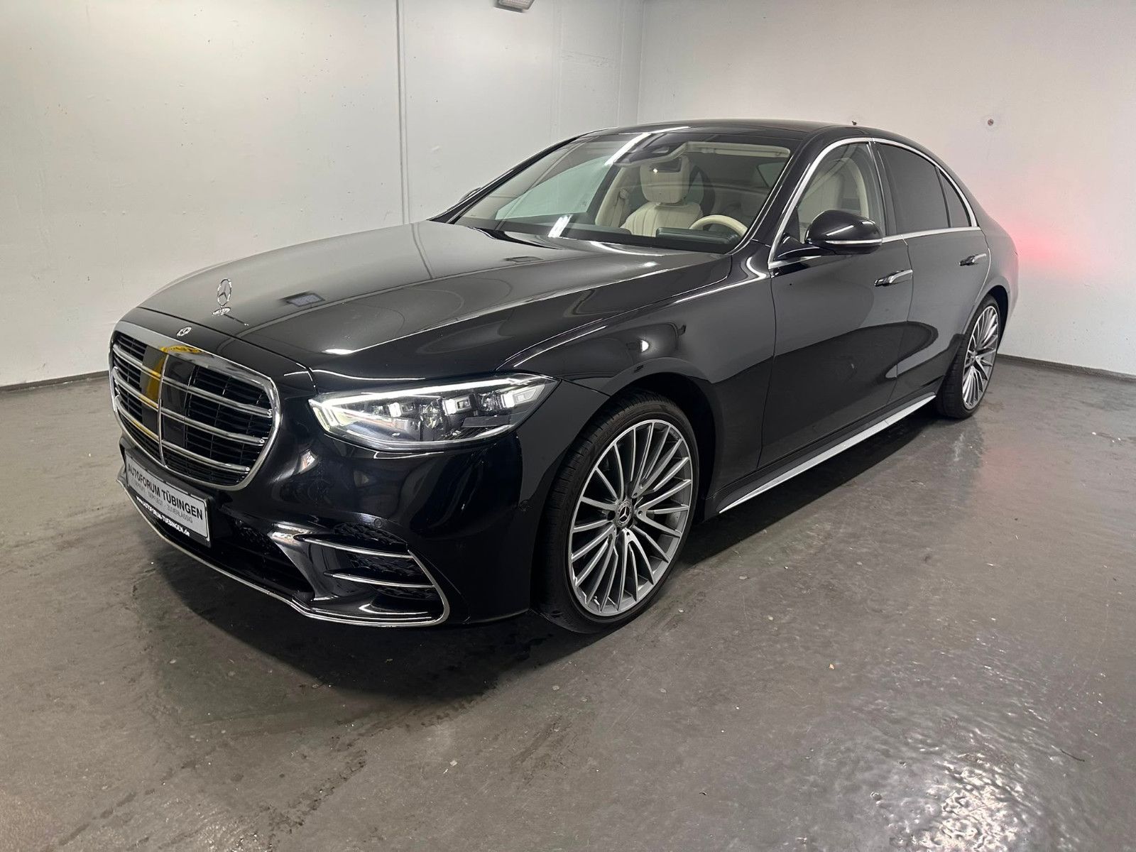 Fahrzeugabbildung Mercedes-Benz S 350 d AMG-LINE *PANO*HEADUP*3D*KEYGO*