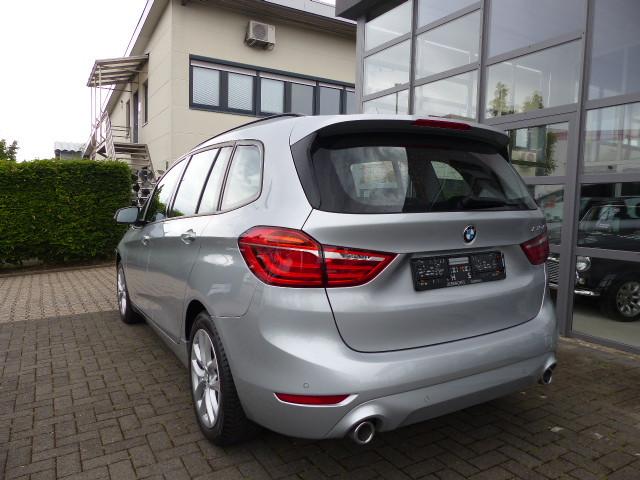 BMW 218d Gran Tourer Autom.Advant.EU6d*LED*AHK*NAVI*