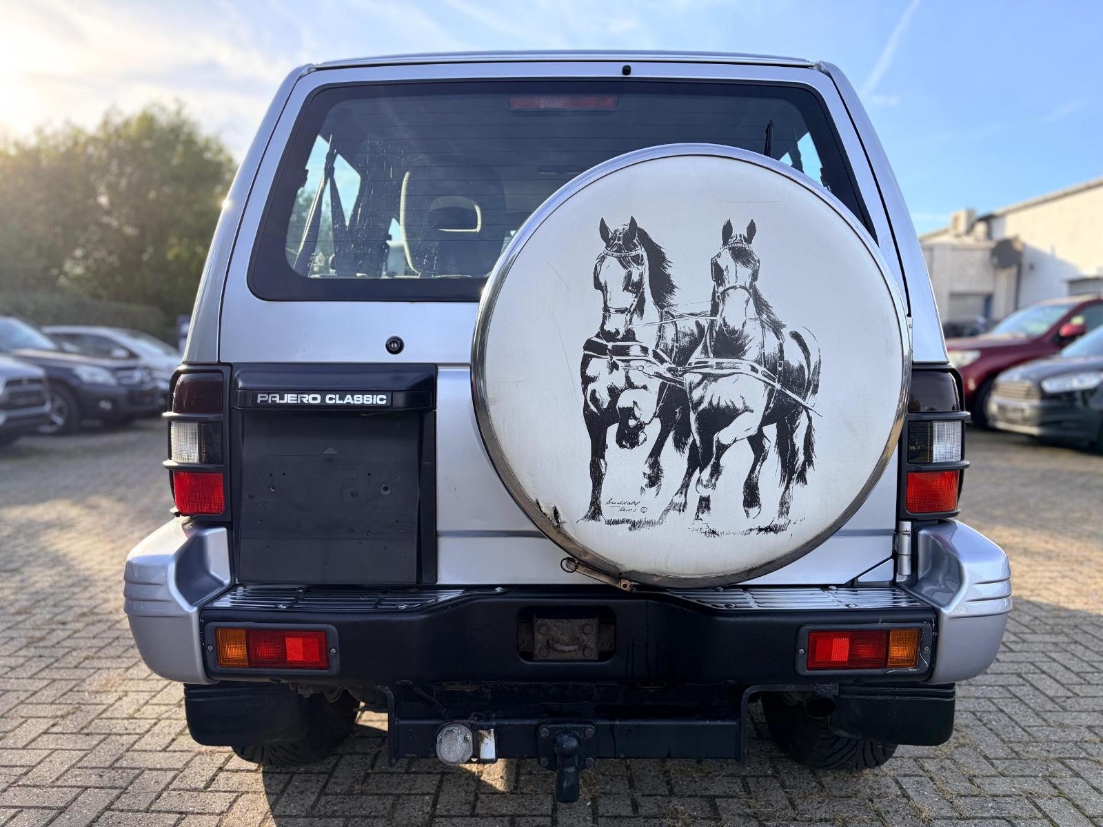 Mitsubishi Pajero 2004 — photo 11