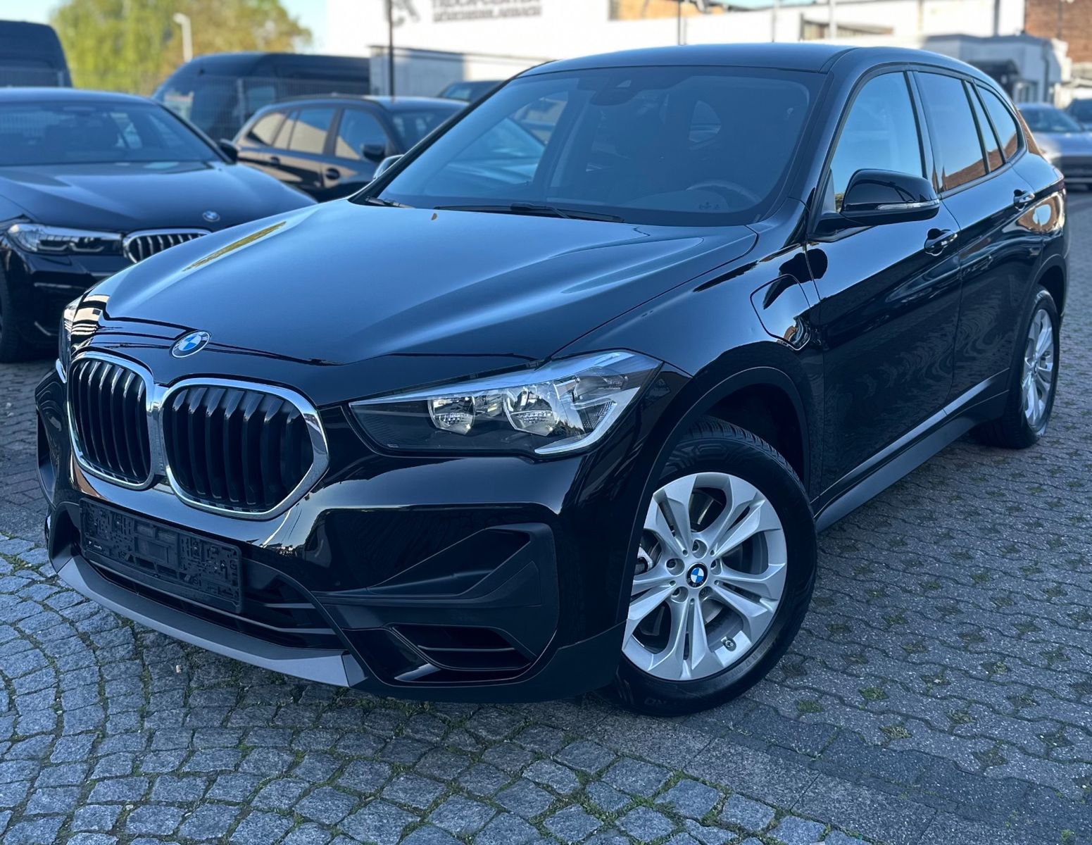 BMW X1 xDrive 25 e*ADVANTAGE*SHZ-AHK-TEMPO*DIGITAL* foto 4