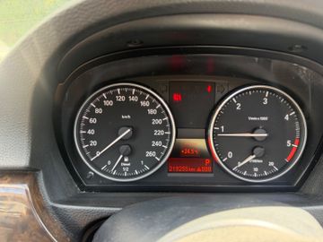 BMW 320 - 8