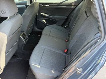 Volkswagen Golf - 9