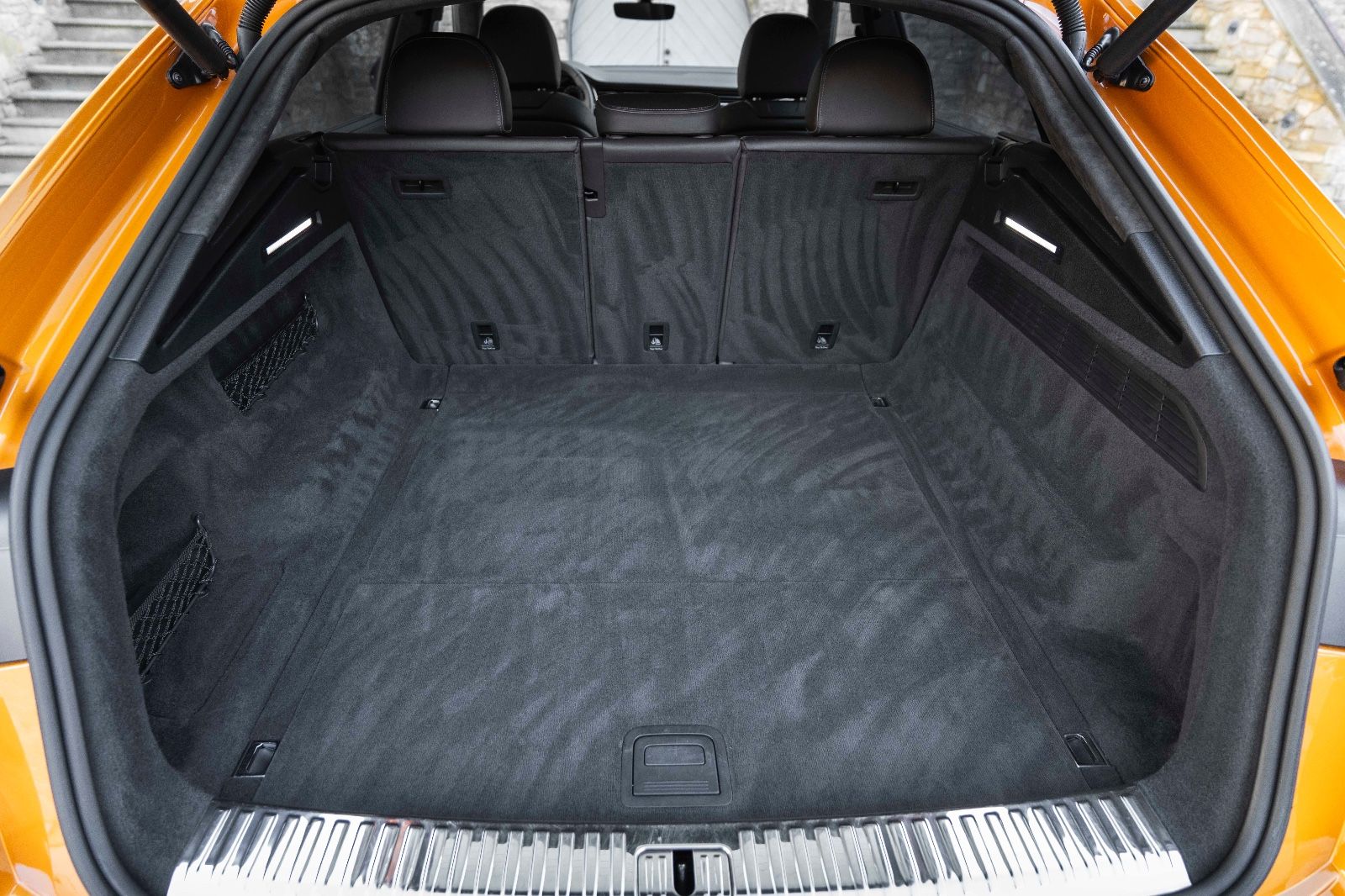 Fahrzeugabbildung Audi Q8 55 TFSI quattro S-LINE 360° B&O LED MASSAGE