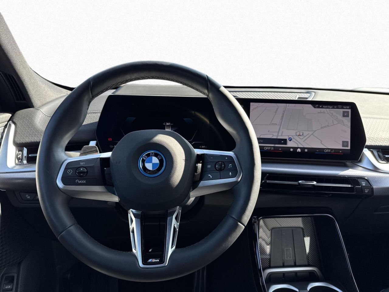 BMW iX2 - Bild 13