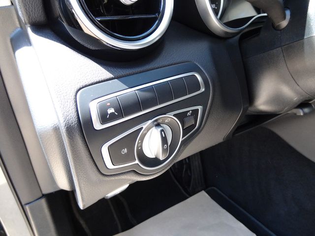 Fahrzeugabbildung Mercedes-Benz C 200 4Matic/2.Hd/Pano/AHK/Kam/Navi/77TKM/