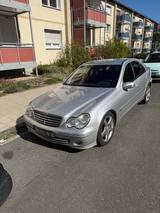 Mercedes-Benz 220 w203 - Mercedes-Benz W203