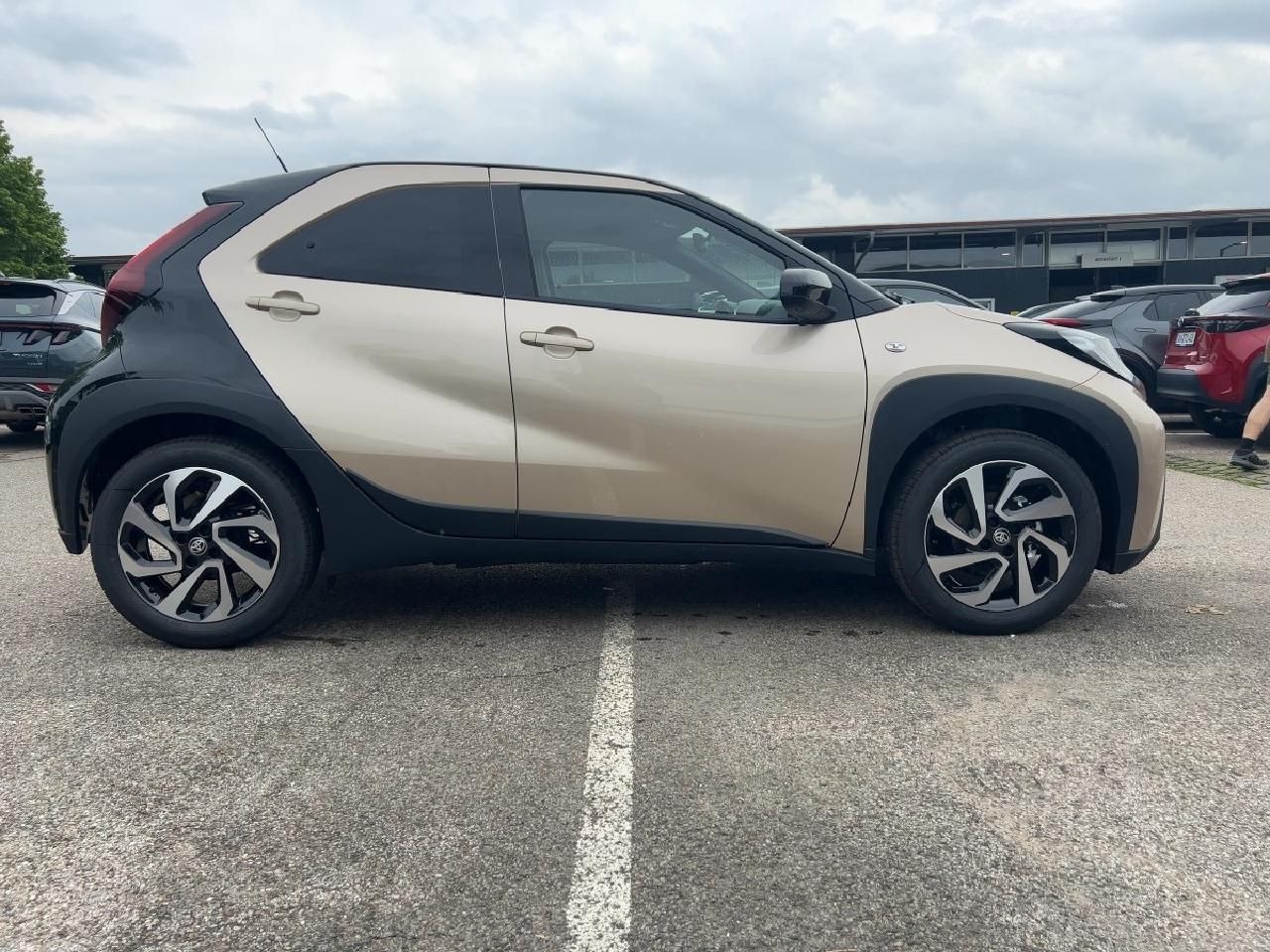 Fahrzeugabbildung Toyota Aygo X Teamplayer M/T