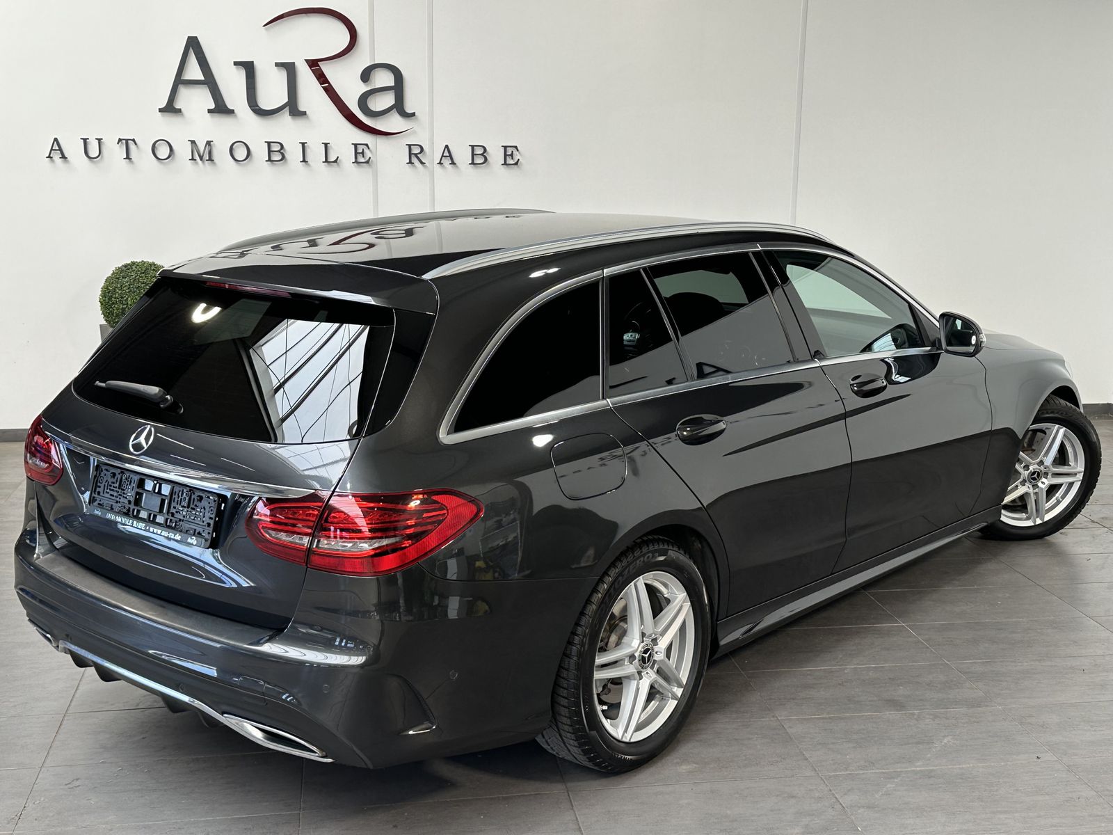 Fahrzeugabbildung Mercedes-Benz C 300d T AMG-Line NAV+LED+BURMESTER+SHZ+TEMPOMAT
