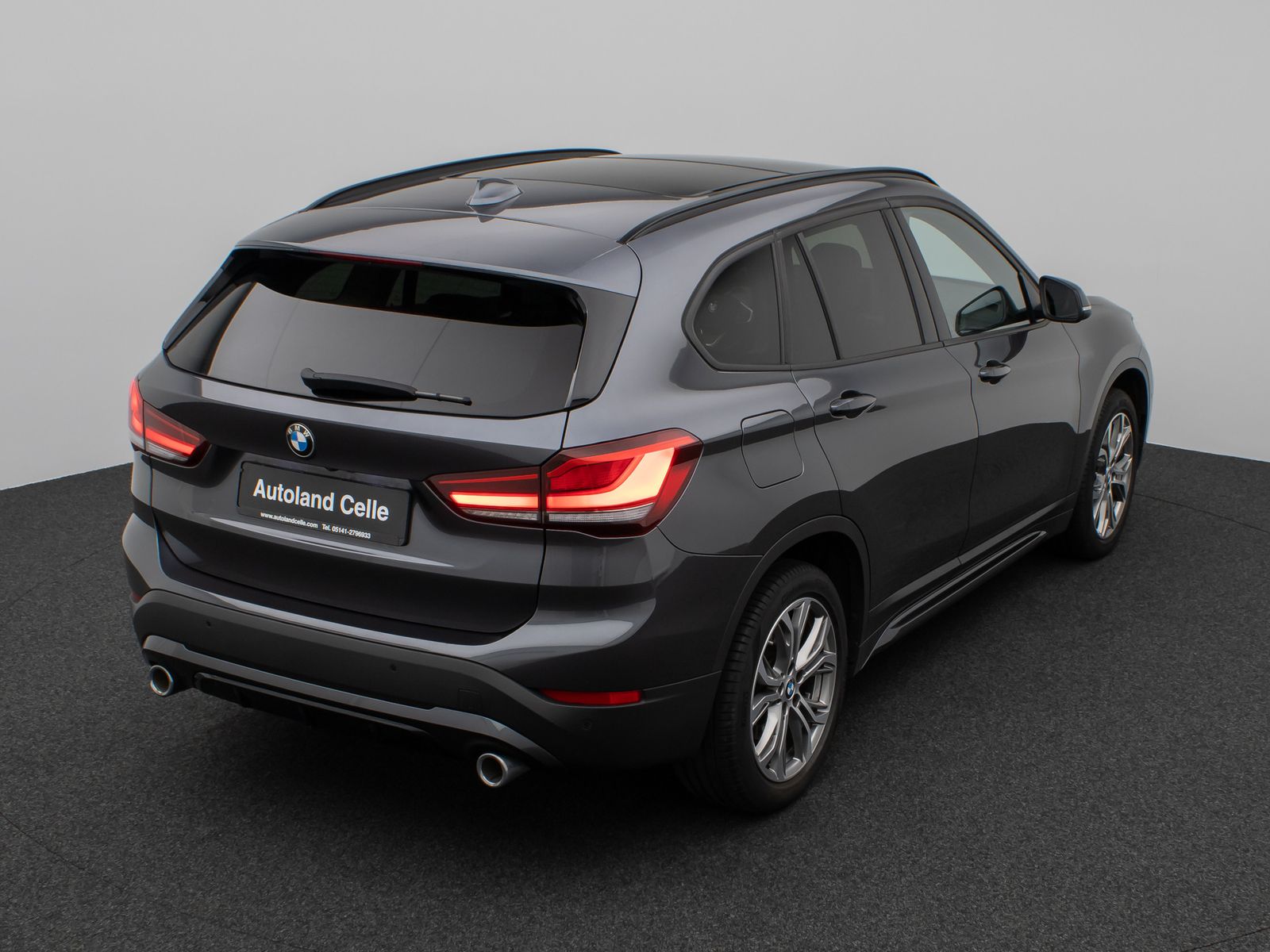 Fahrzeugabbildung BMW X1 xD20d Sport Line Kamera Panorama HUD DAB AHK