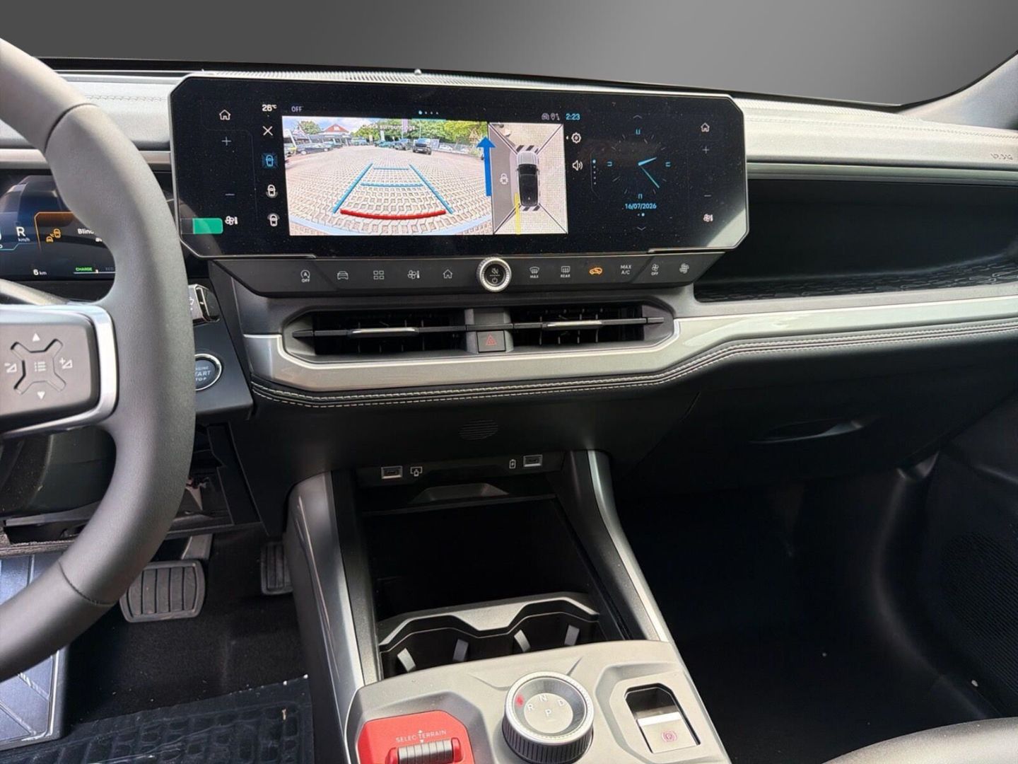 Fahrzeugabbildung Jeep Compass MY26 FIRST EDITION E-HYBRID PANO VOLL