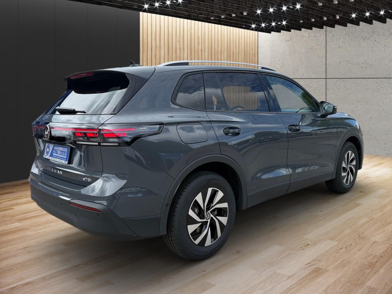 Volkswagen Tiguan 1.5 eTSI LIMITED el. AHK Easy open Klima