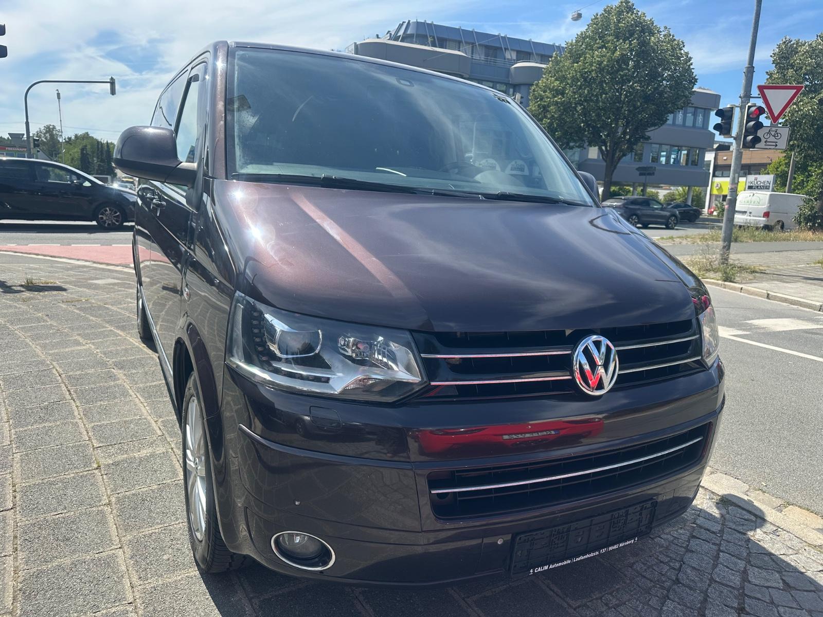 VOLKSWAGEN T5 MULTIVAN 2.0 TDI 179ch HIGHLINE BVA Portes coulissantes 2 côtés Sièges chauffants Caméra de recul