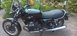 Moto Guzzi V7 III Special mit Windschutz und Hauptständer